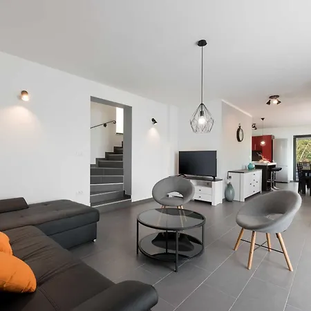 Semesterbostad Casa Mia Near The Sea With A Stunning View *